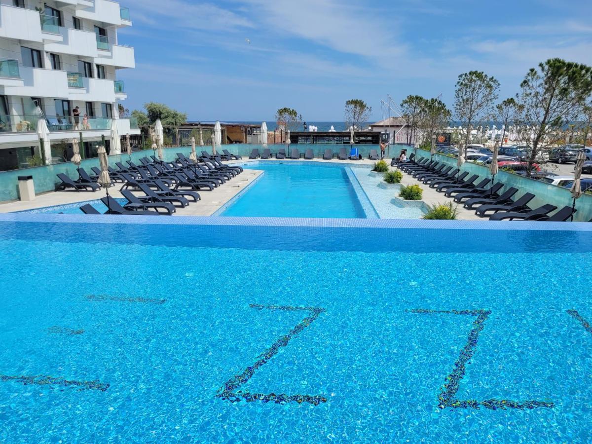 Teona - Infinity Pool & Spa Resort Navodari Bagian luar foto
